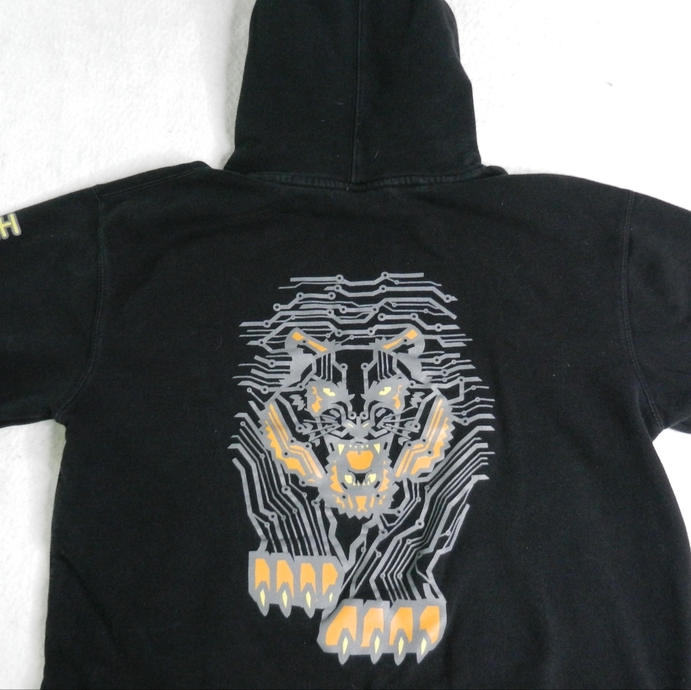Cloak Sweatshirt Size Large Black Lion Graphic Hoodie Hidden in Plain Sight‎